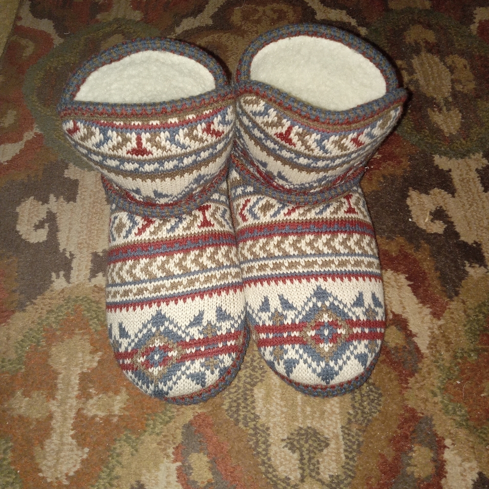 Muk Luks Multicolor Knit Slipper Boots